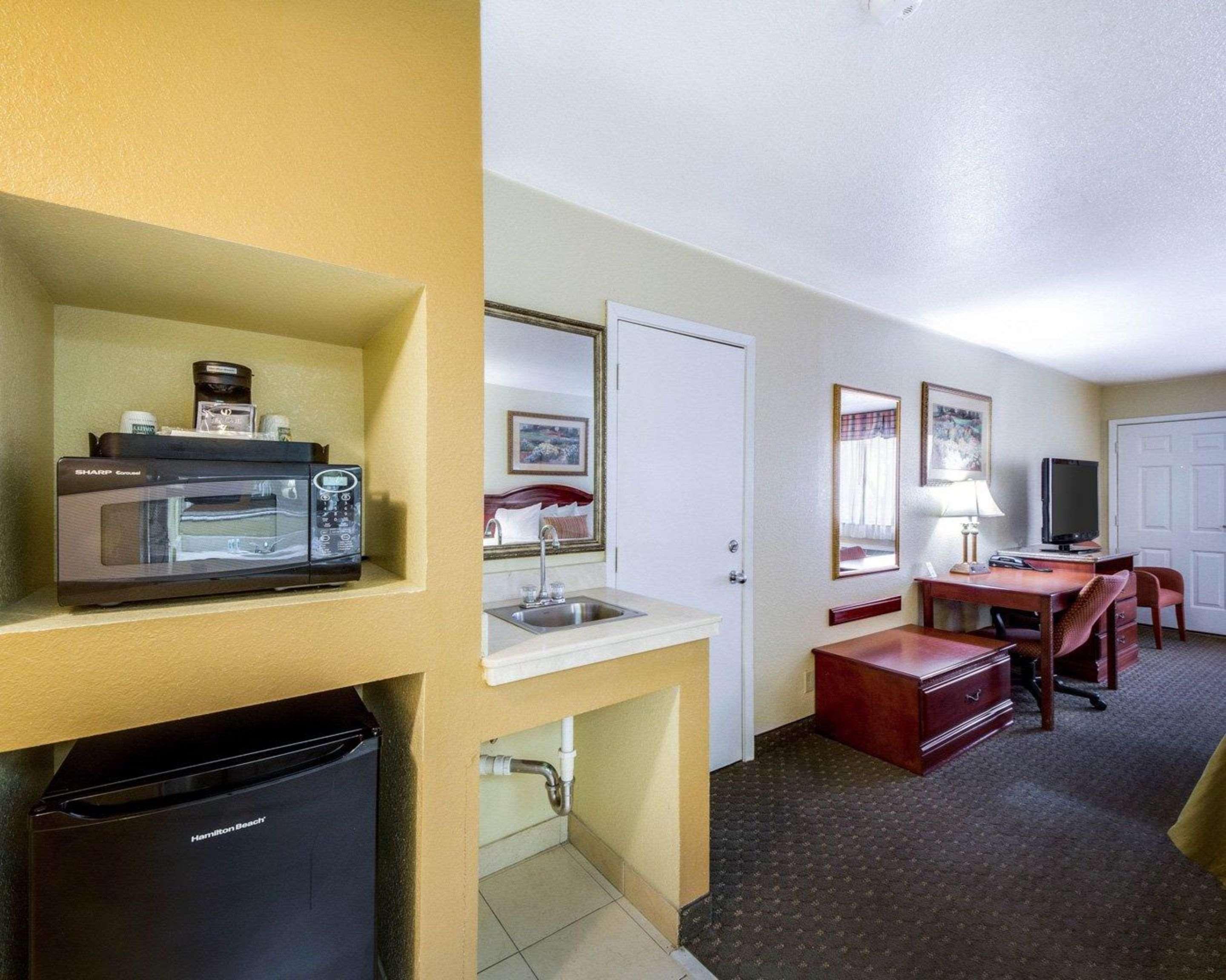 Econo Lodge Inn&Suites Eagle Pass Exterior foto