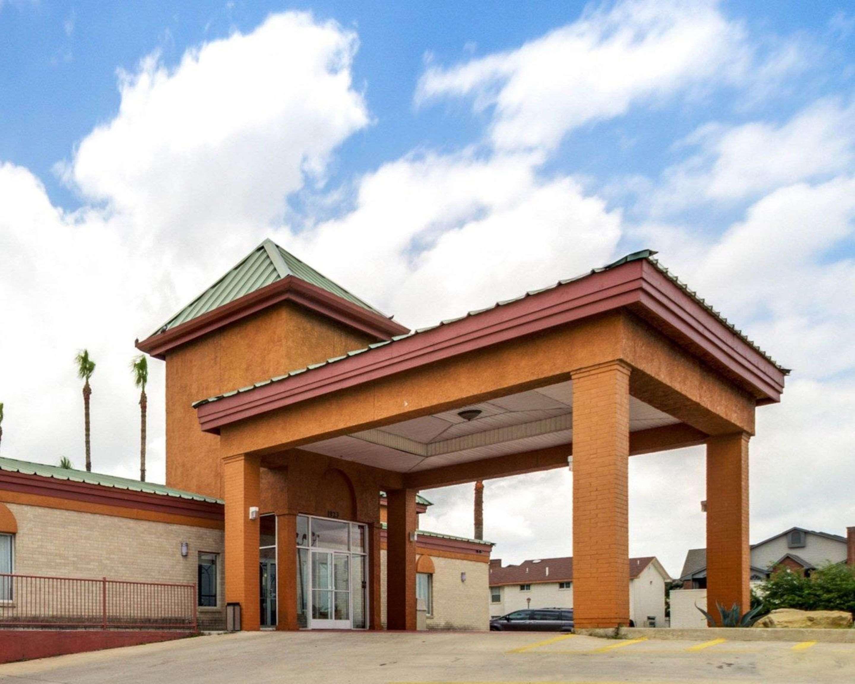 Econo Lodge Inn&Suites Eagle Pass Exterior foto