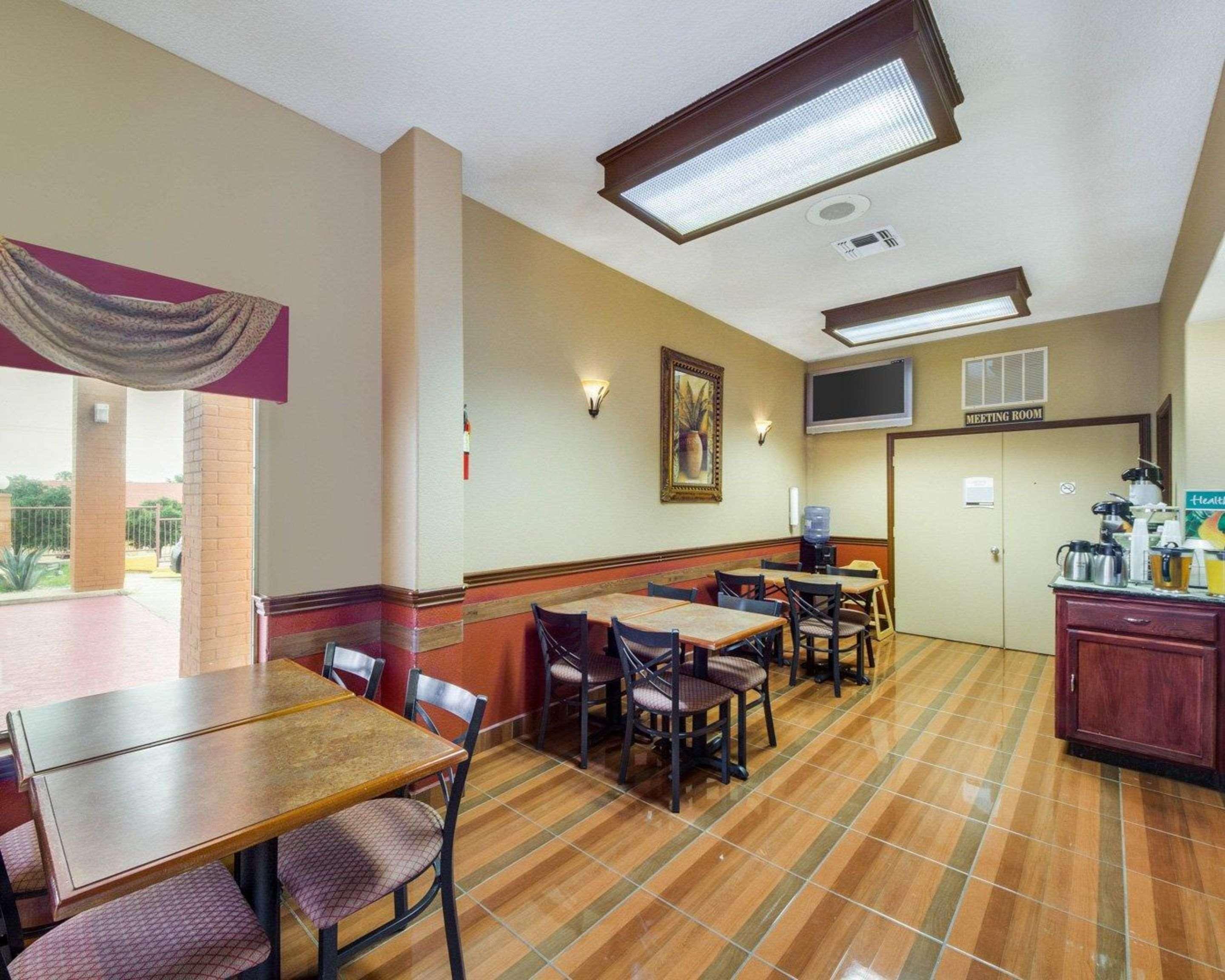Econo Lodge Inn&Suites Eagle Pass Exterior foto