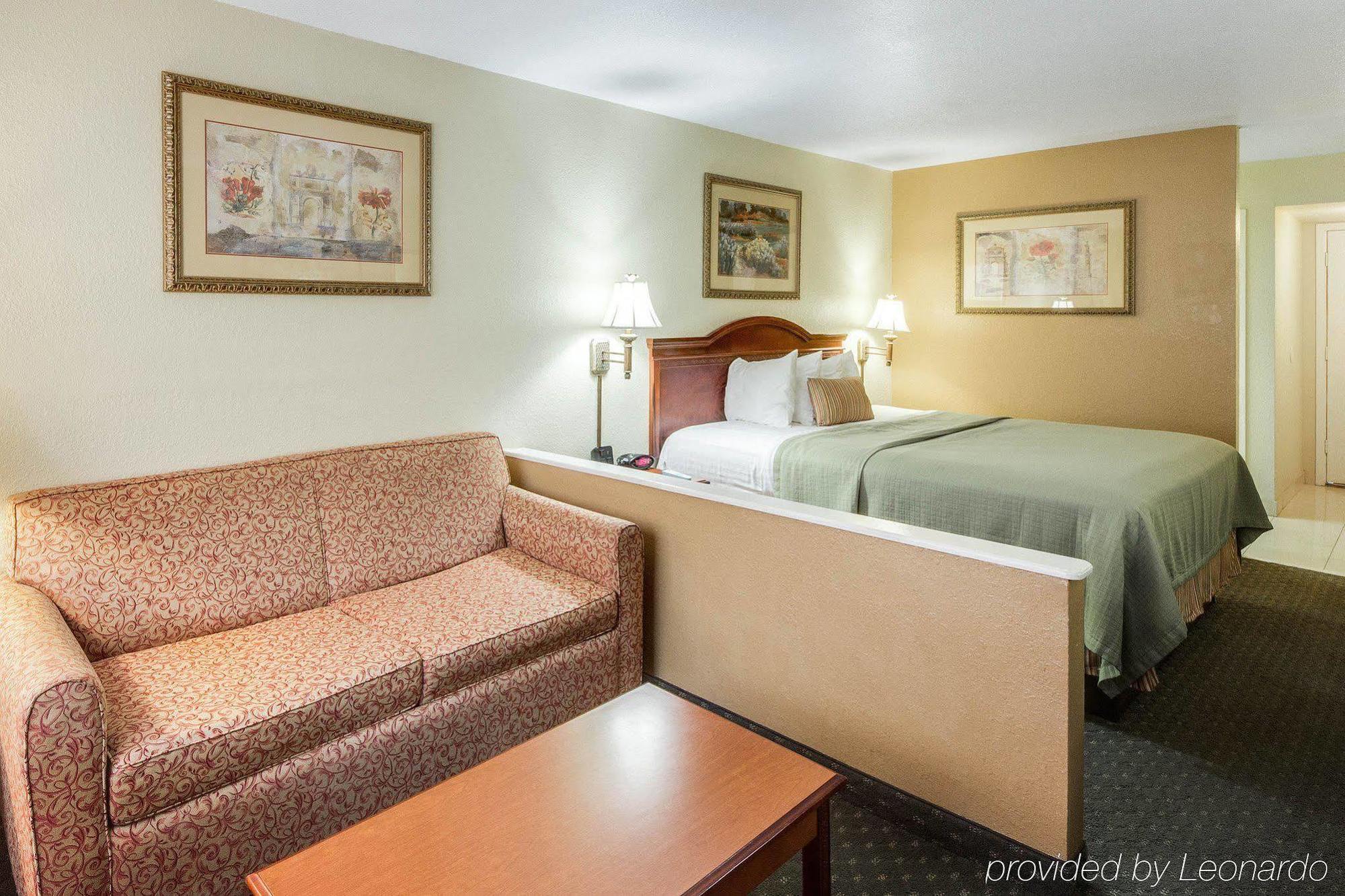 Econo Lodge Inn&Suites Eagle Pass Exterior foto