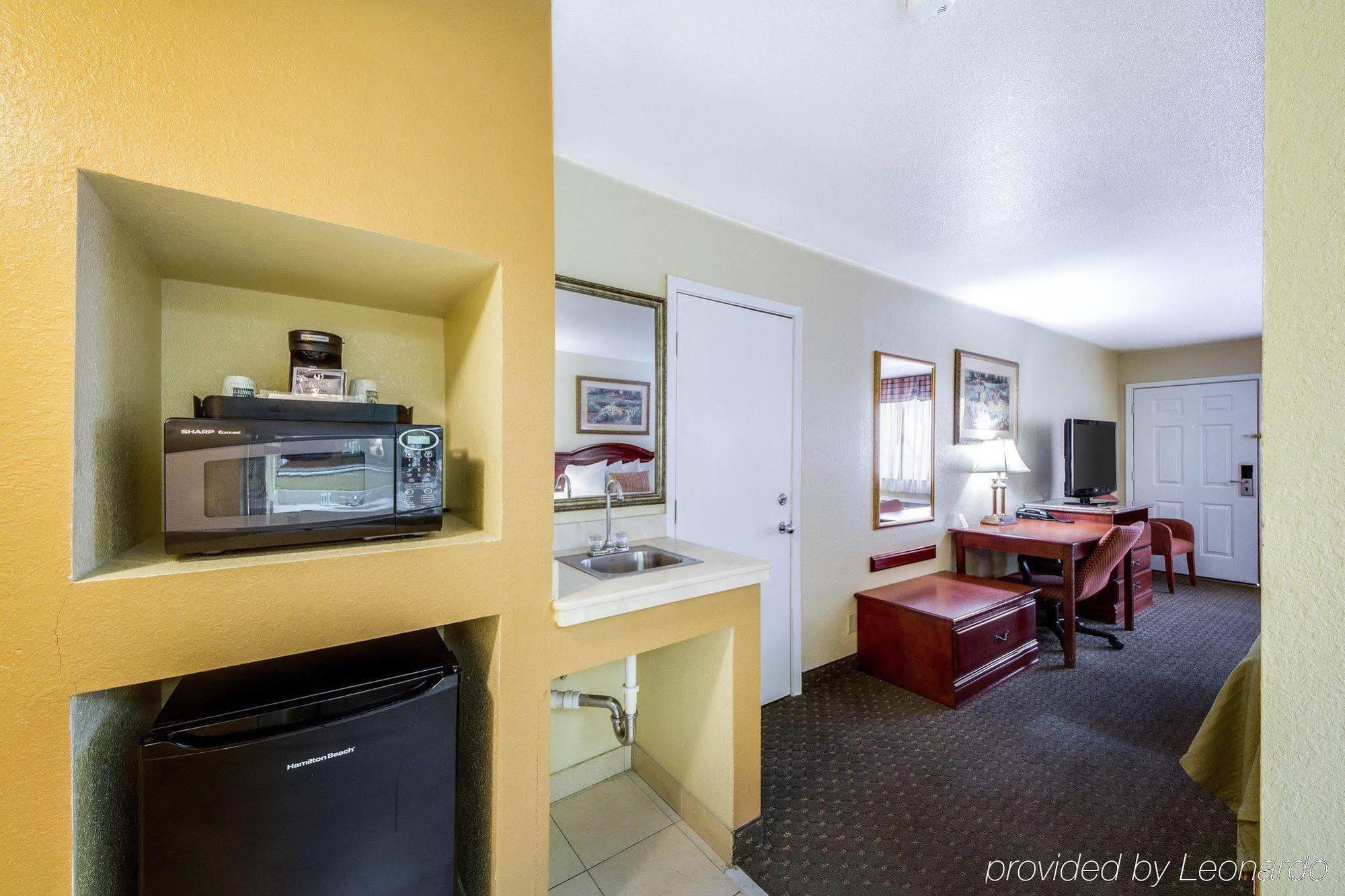 Econo Lodge Inn&Suites Eagle Pass Exterior foto