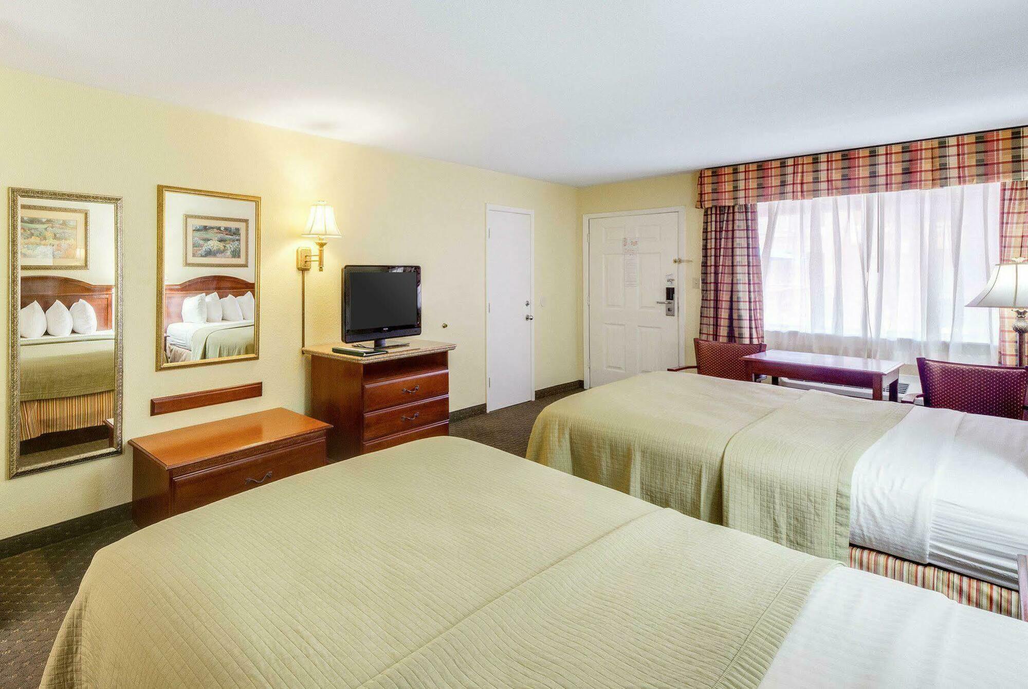 Econo Lodge Inn&Suites Eagle Pass Exterior foto